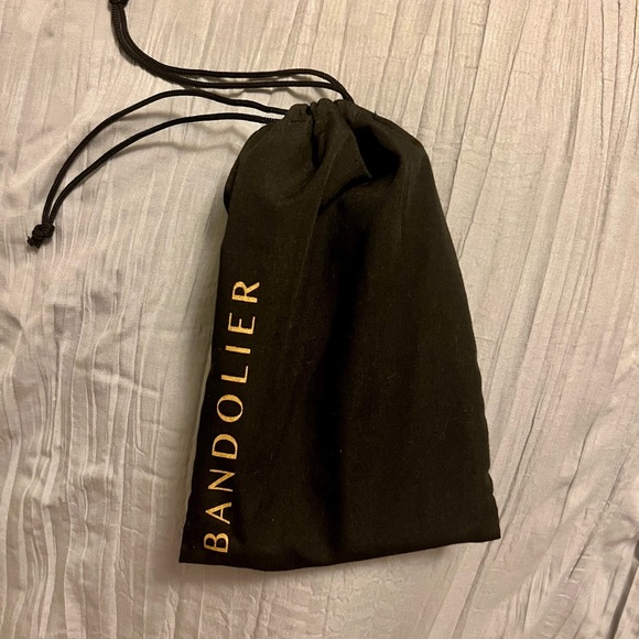 Bandolier iPhone 13 ProMax case and strap - NWT - Picture 5 of 5